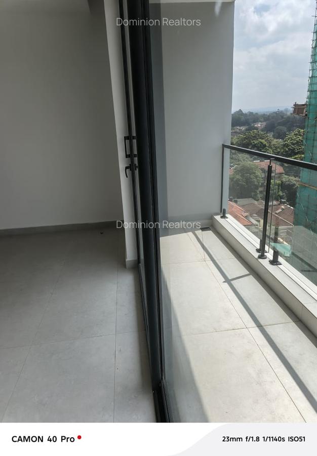 3 Bed Apartment with En Suite in Westlands Area - 10
