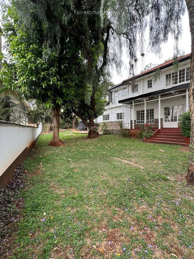 3 Bed House with En Suite at Lavington Green - 3
