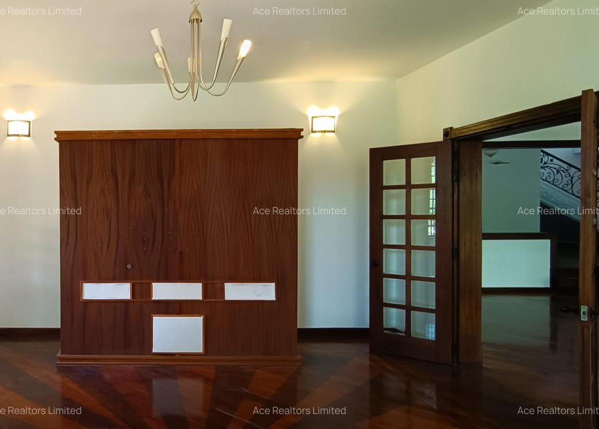 6 Bed House with En Suite at Kitisuru - 7