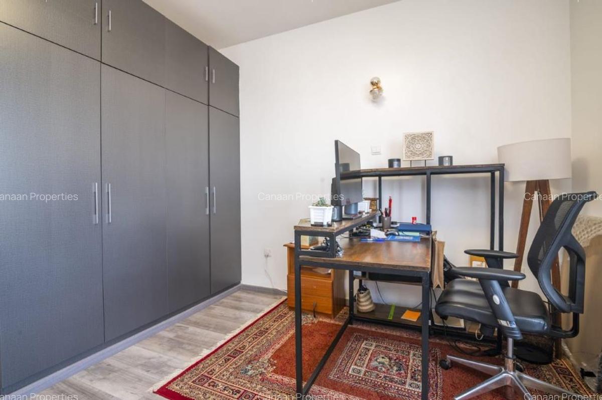 3 Bed Apartment with En Suite in Lavington - 11