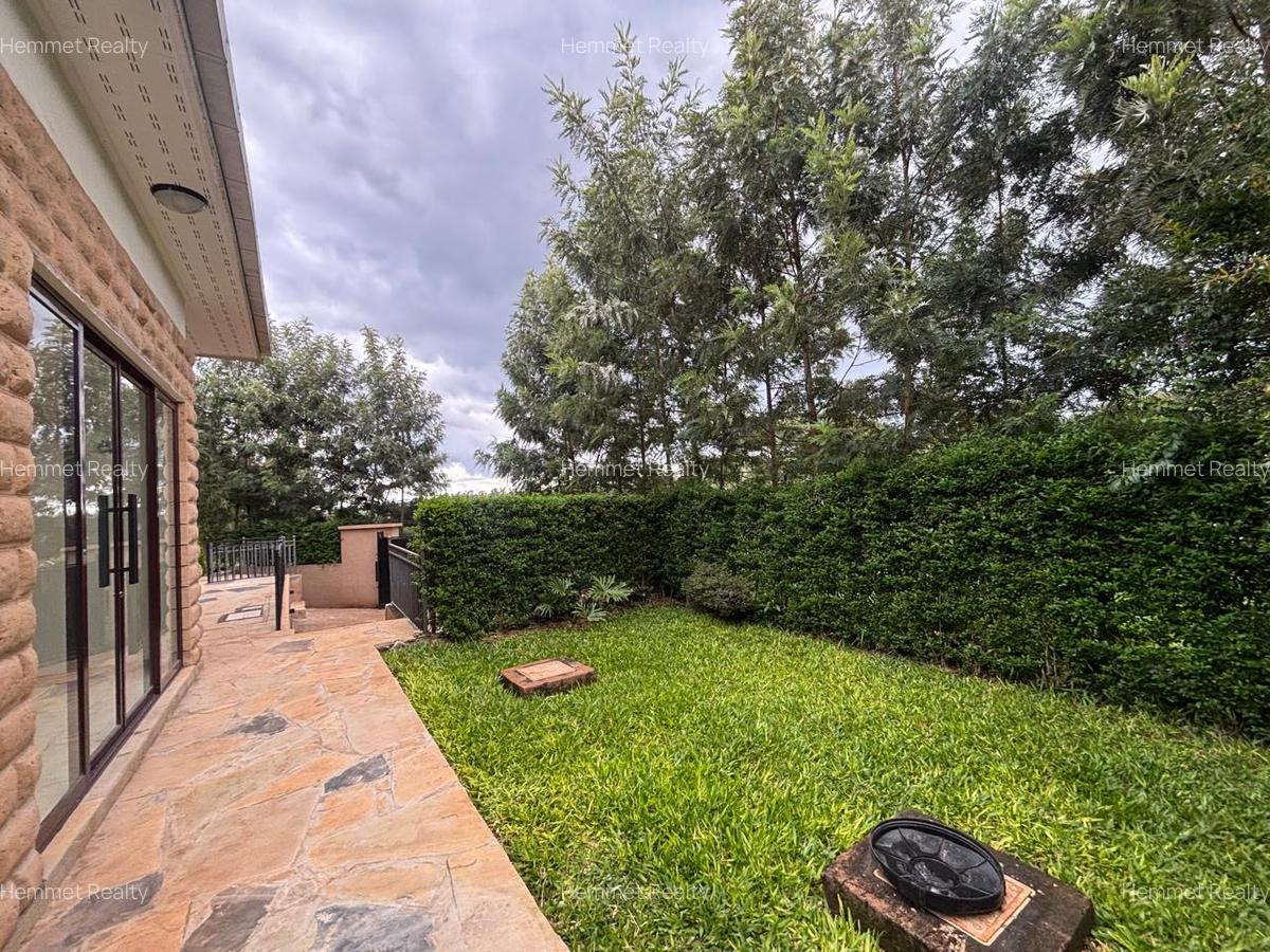 4 Bed Townhouse with En Suite in Kiambu Road - 14