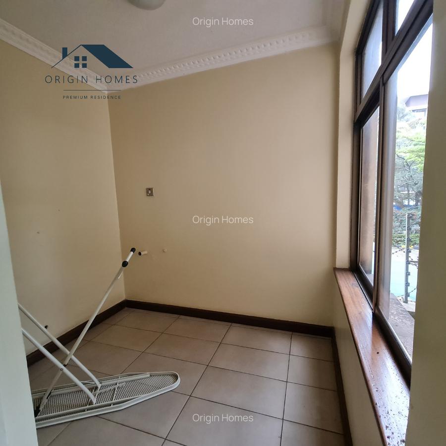 1 Bed Apartment with En Suite at Kilimani - 8