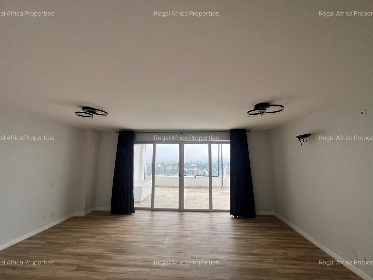 Serviced 4 Bed Apartment with En Suite at Nyeri Road - 5