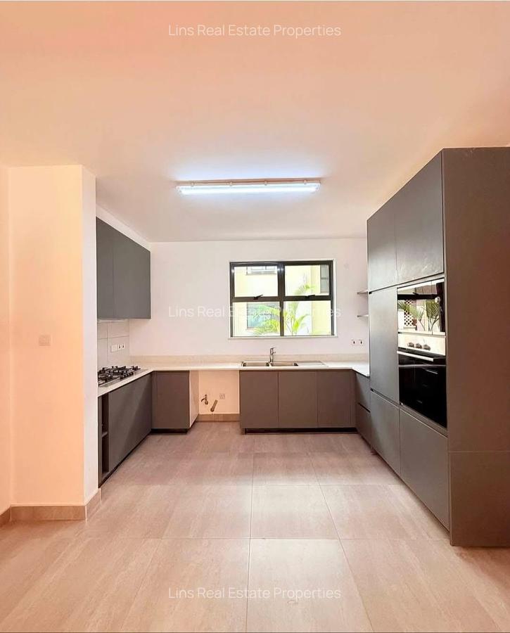 Serviced 4 Bed Apartment with En Suite in Gigiri - 8
