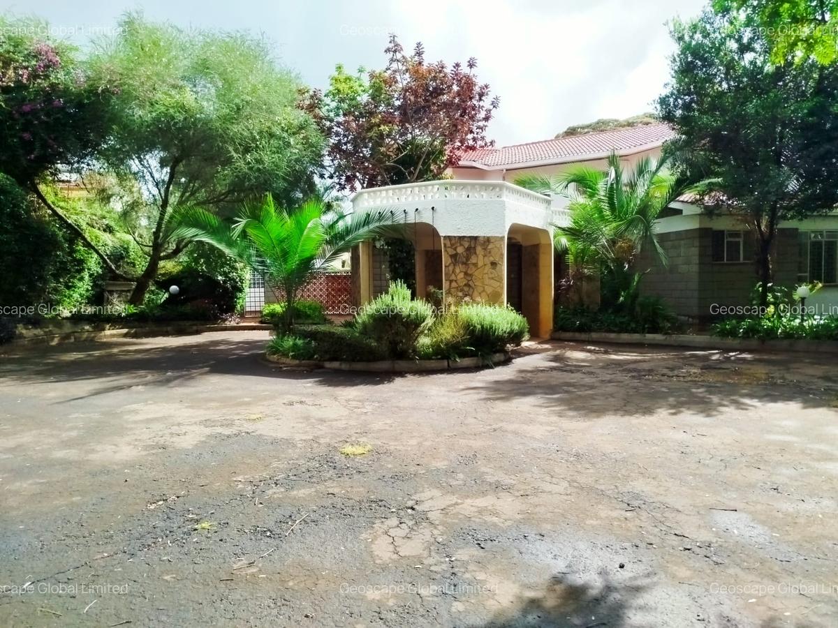 5 Bed House with En Suite in Muthaiga - 18