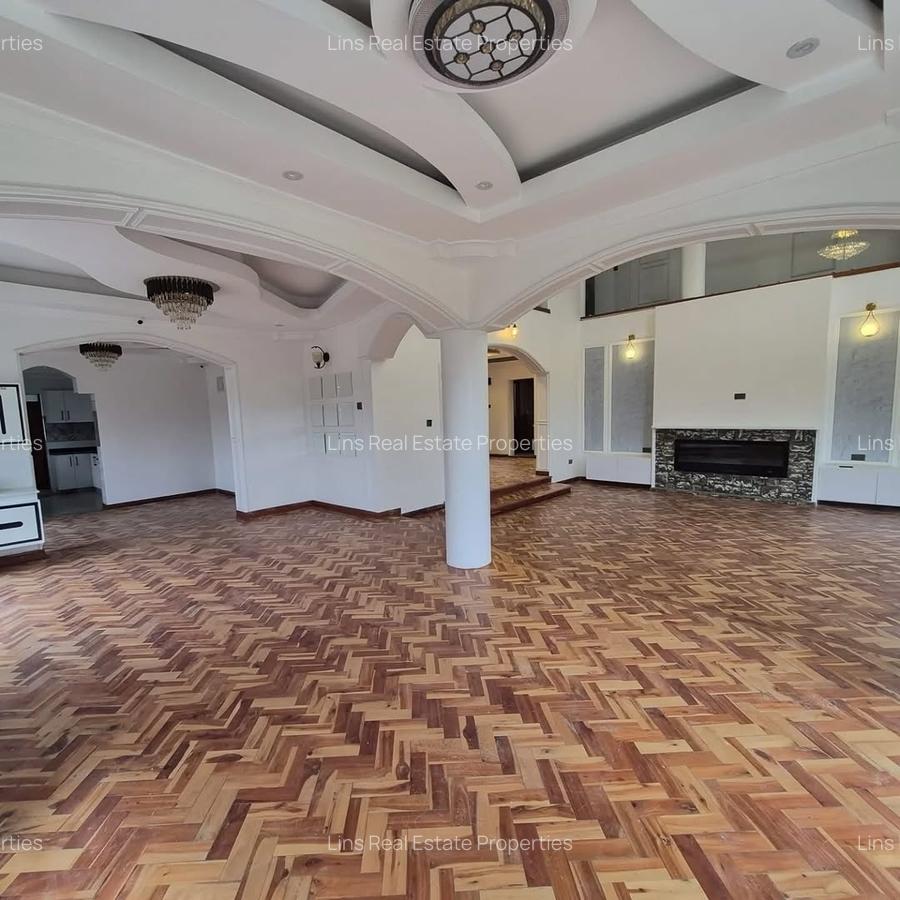 6 Bed House with En Suite in Runda - 8