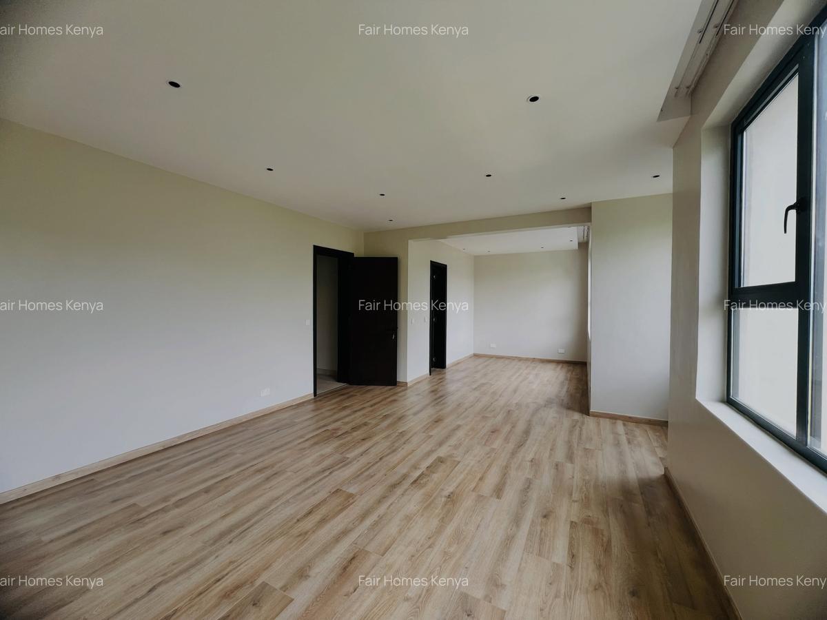 5 Bed Townhouse with En Suite at Manyani East - 8