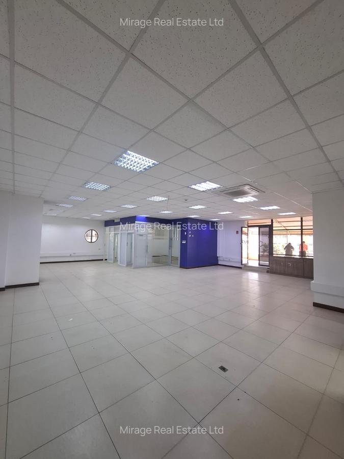 Office with Backup Generator in Westlands Area - 7
