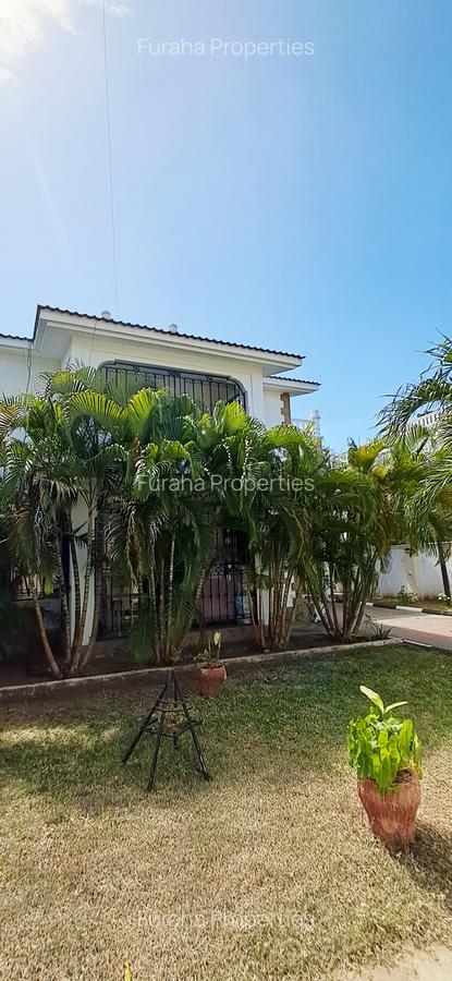 3 Bed Townhouse with En Suite at Shanzu - 11