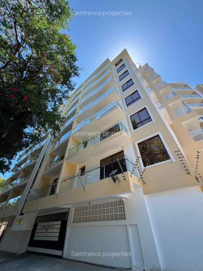 Serviced 3 Bed Apartment with En Suite at Mount Kenya Road - 2