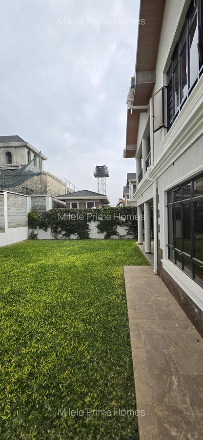 4 Bed Villa with En Suite at Runda Close - 4