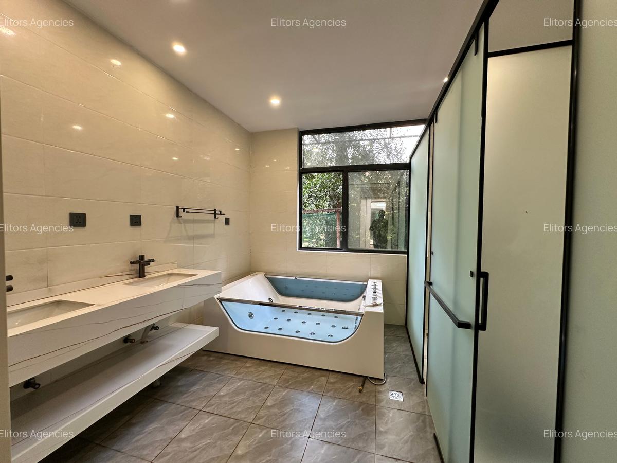 5 Bed Townhouse with En Suite at Chalbi Drive - 14
