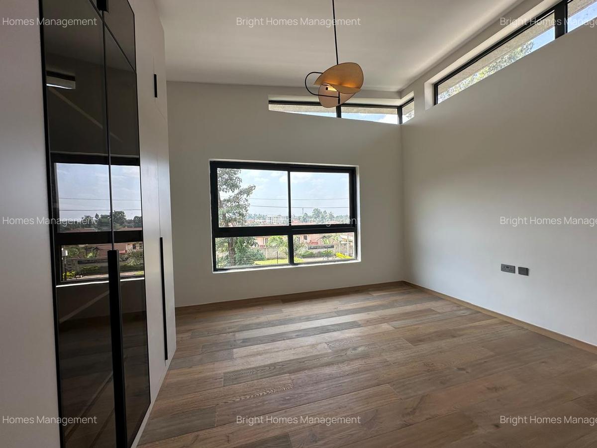 5 Bed Villa with En Suite in Runda - 9