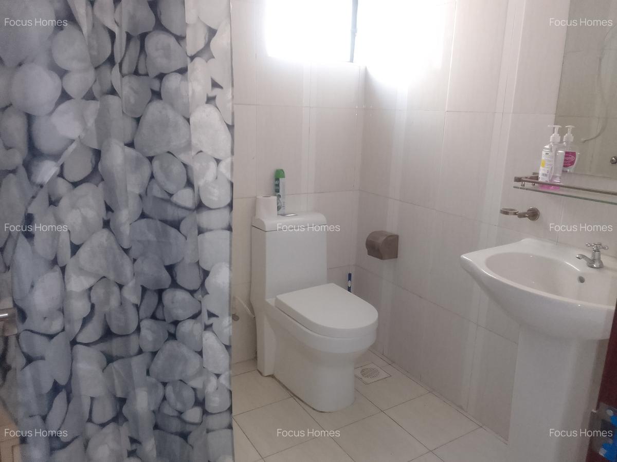 2 Bed Apartment with En Suite in Lavington - 8
