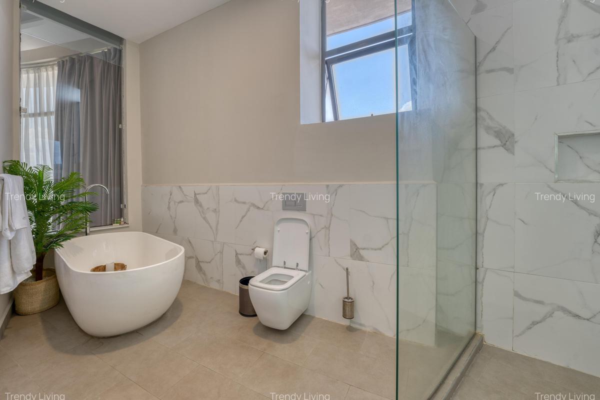 Serviced 3 Bed Apartment with En Suite in Kileleshwa - 9
