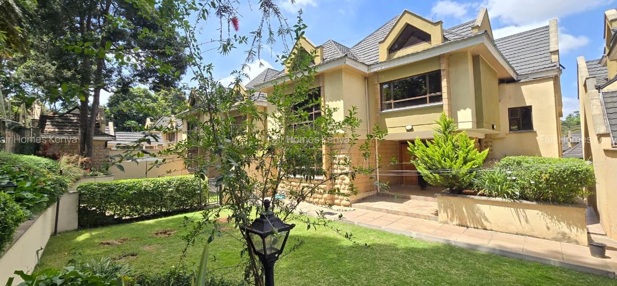 5 Bed Townhouse with En Suite at Convent Drive - 1