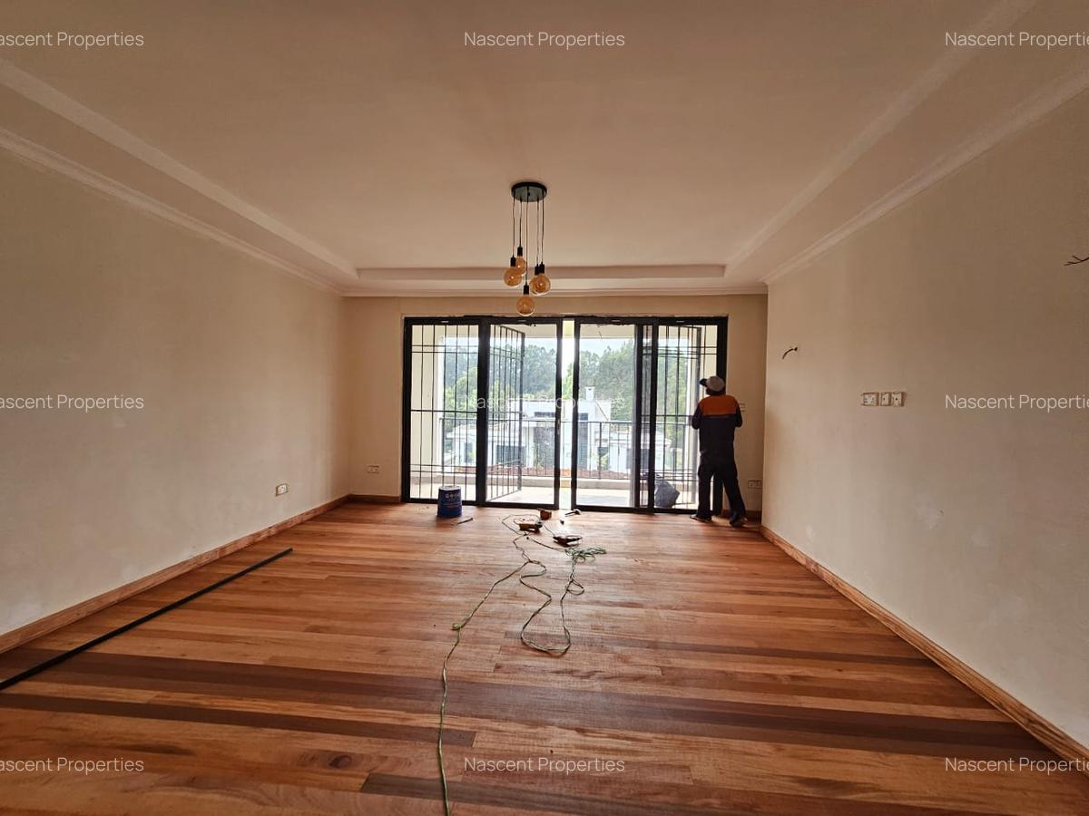 6 Bed House with En Suite in Loresho - 10