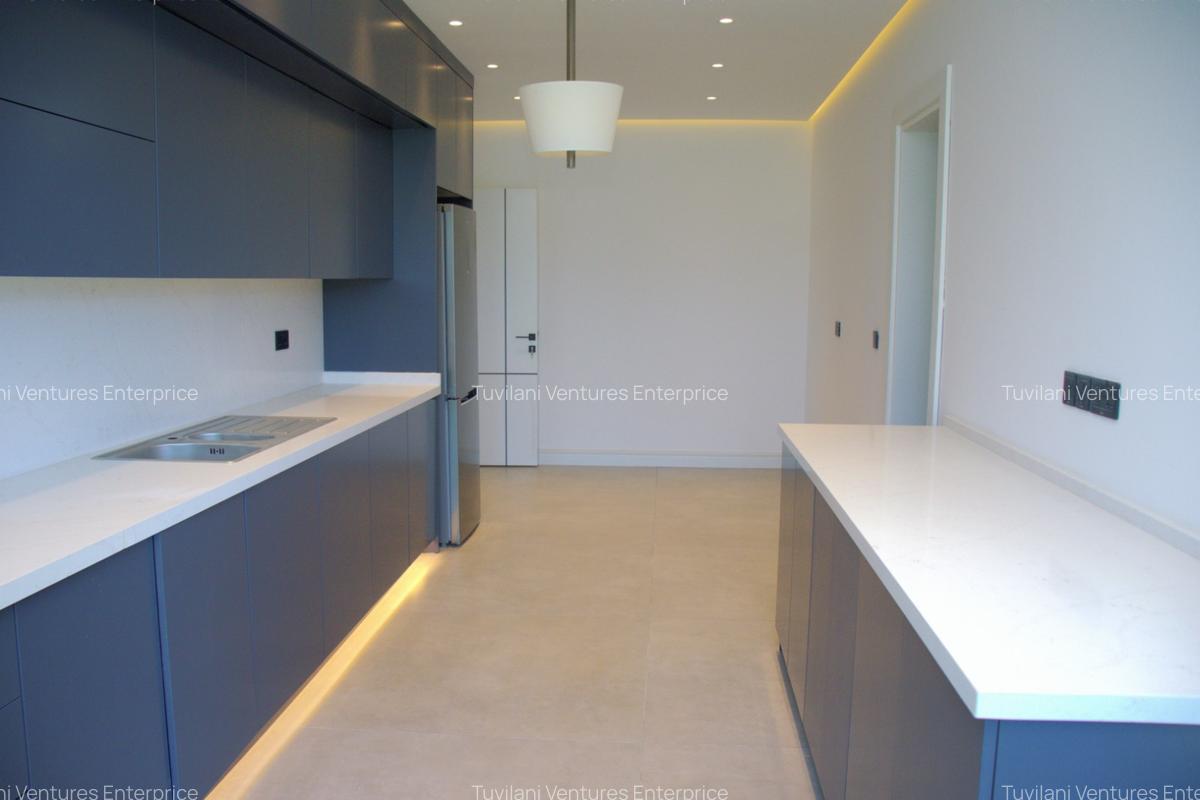 Serviced 3 Bed Apartment with En Suite at Nyali Mombasa - 11