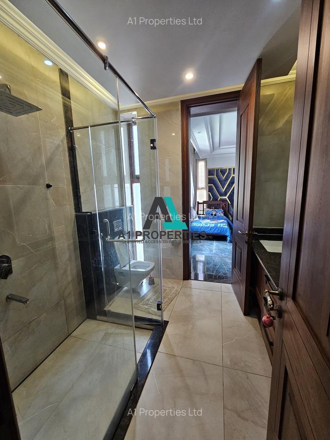 6 Bed Townhouse with En Suite in Lavington - 8