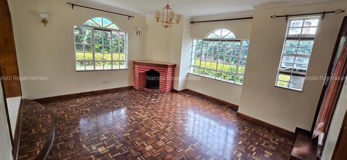 4 Bed Townhouse with En Suite at Lavington Road - 9