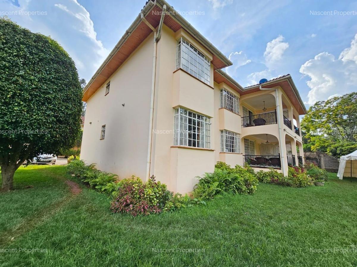 3 Bed Townhouse with En Suite in Spring Valley - 1