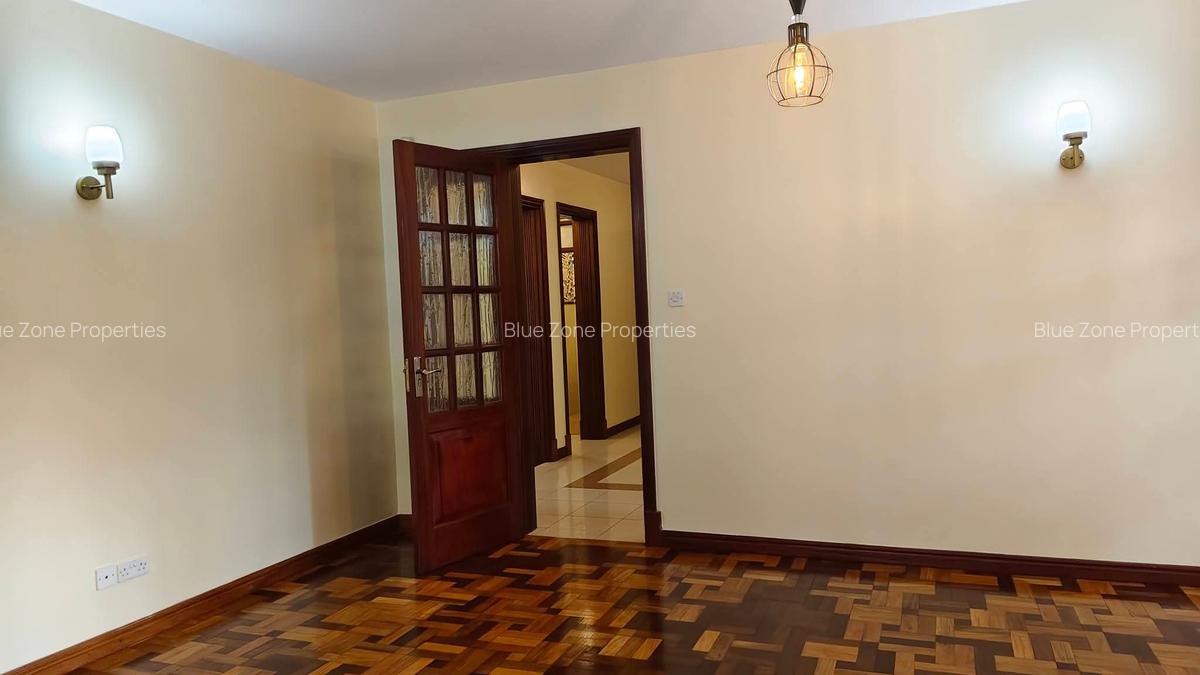 5 Bed House with En Suite at Nyari Central - 11