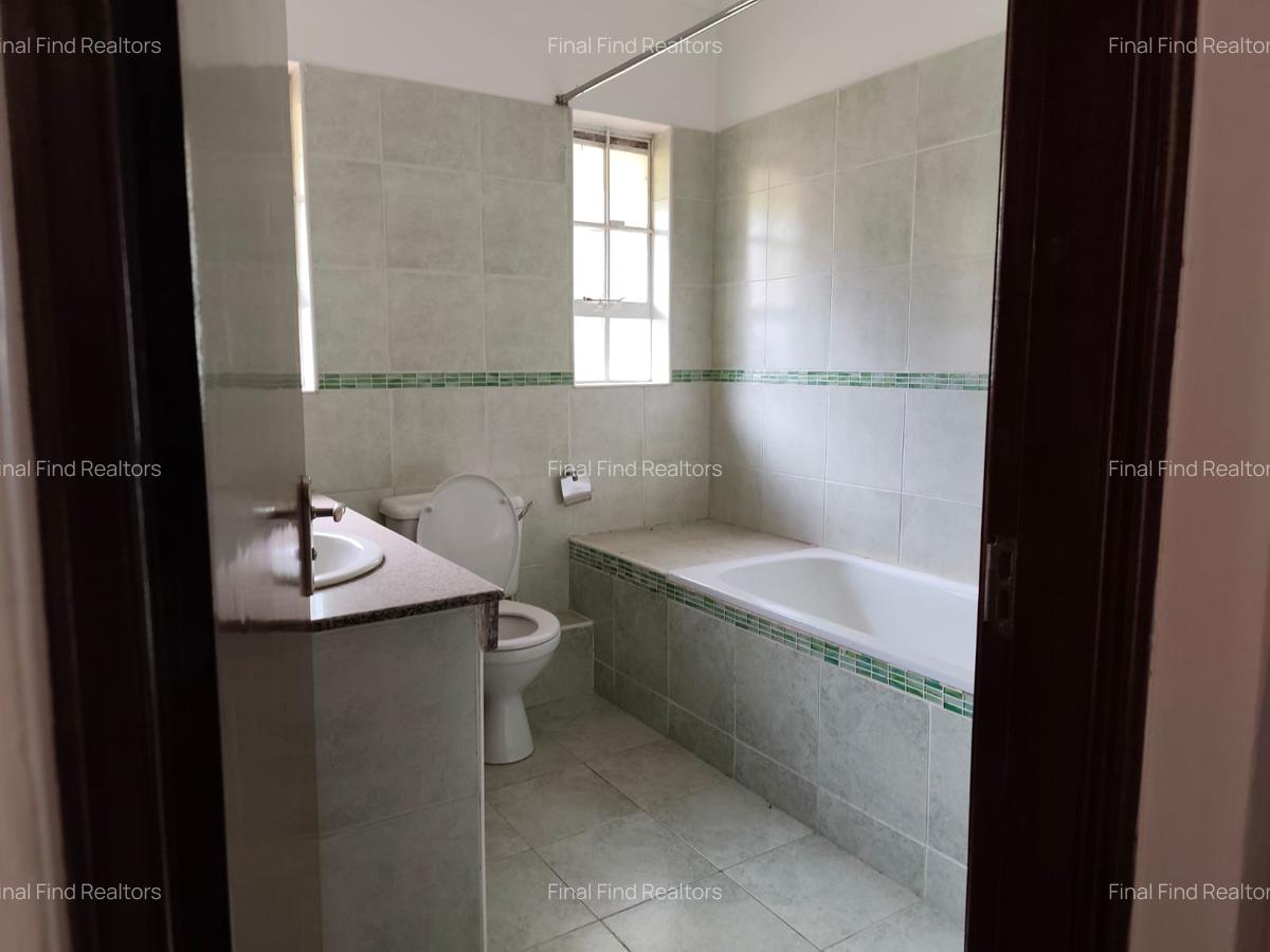 5 Bed Townhouse with En Suite in Rosslyn - 20