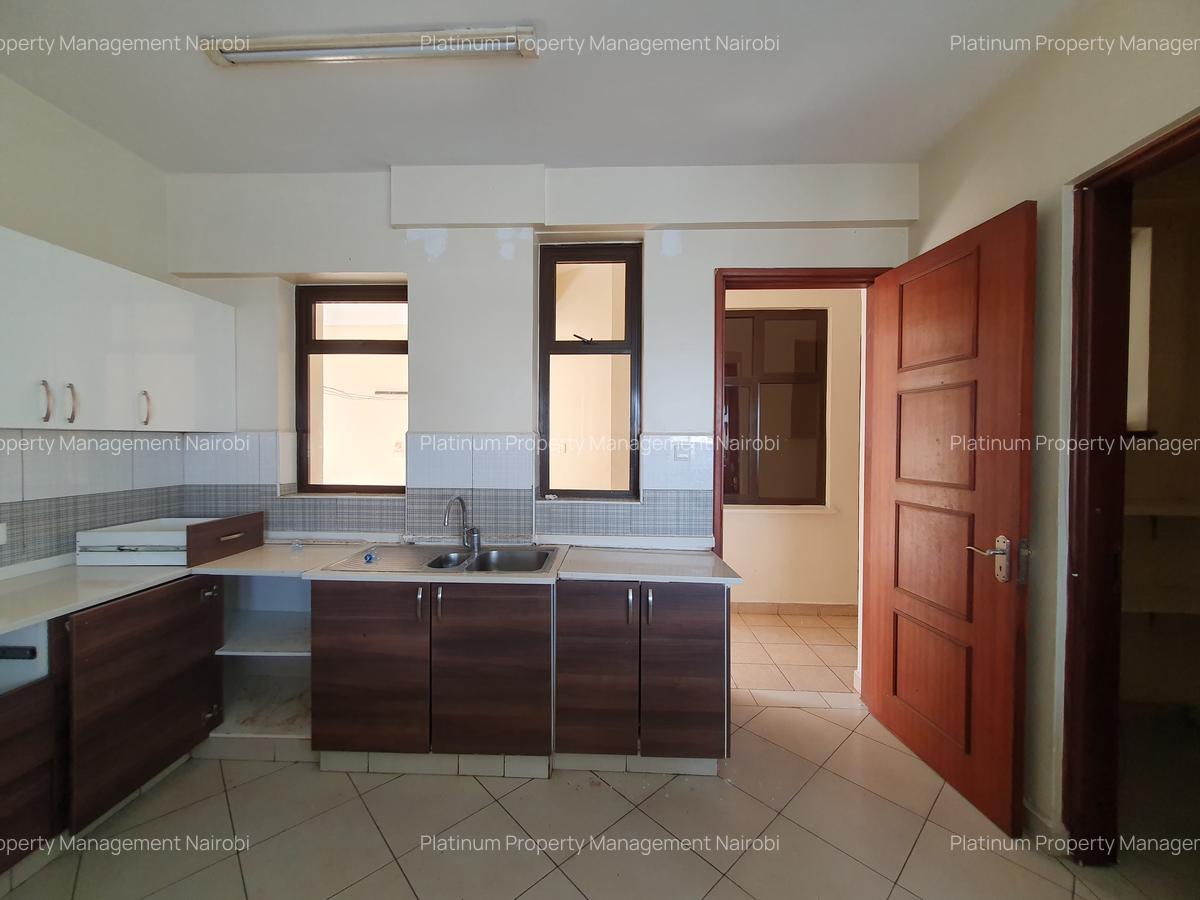 2 Bed Apartment with En Suite at Mpaka Rd - 5