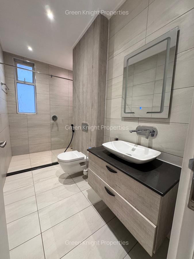 Serviced 1 Bed Apartment with En Suite in Westlands Area - 11