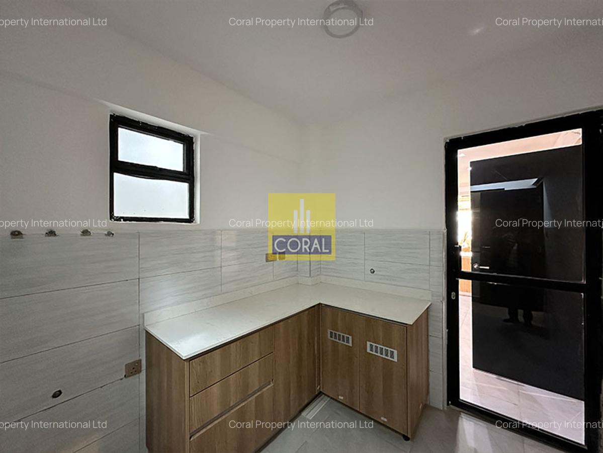 3 Bed Apartment in Parklands - 20