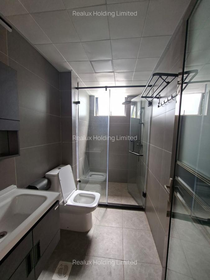 2 Bed Apartment with En Suite in Riverside - 6
