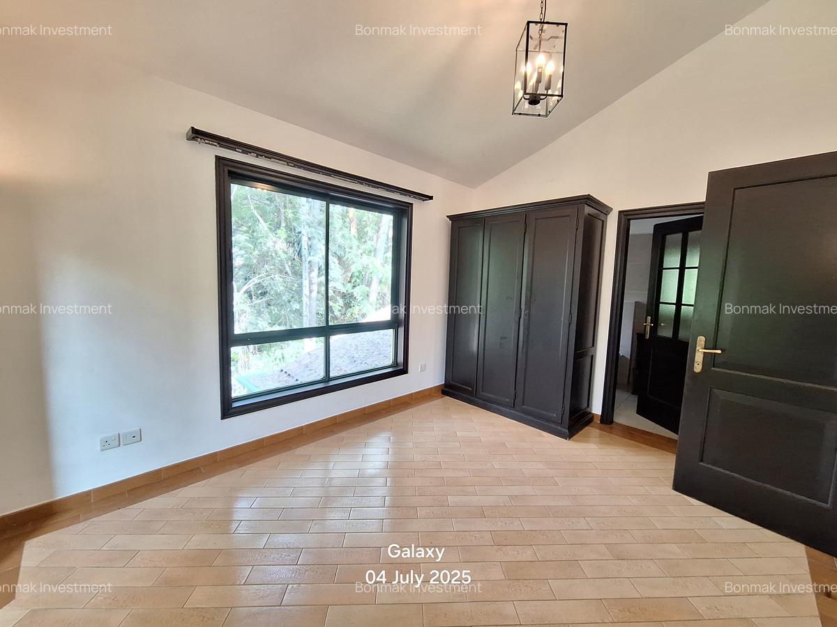 3 Bed Townhouse with En Suite at Grevelia Grove - 9