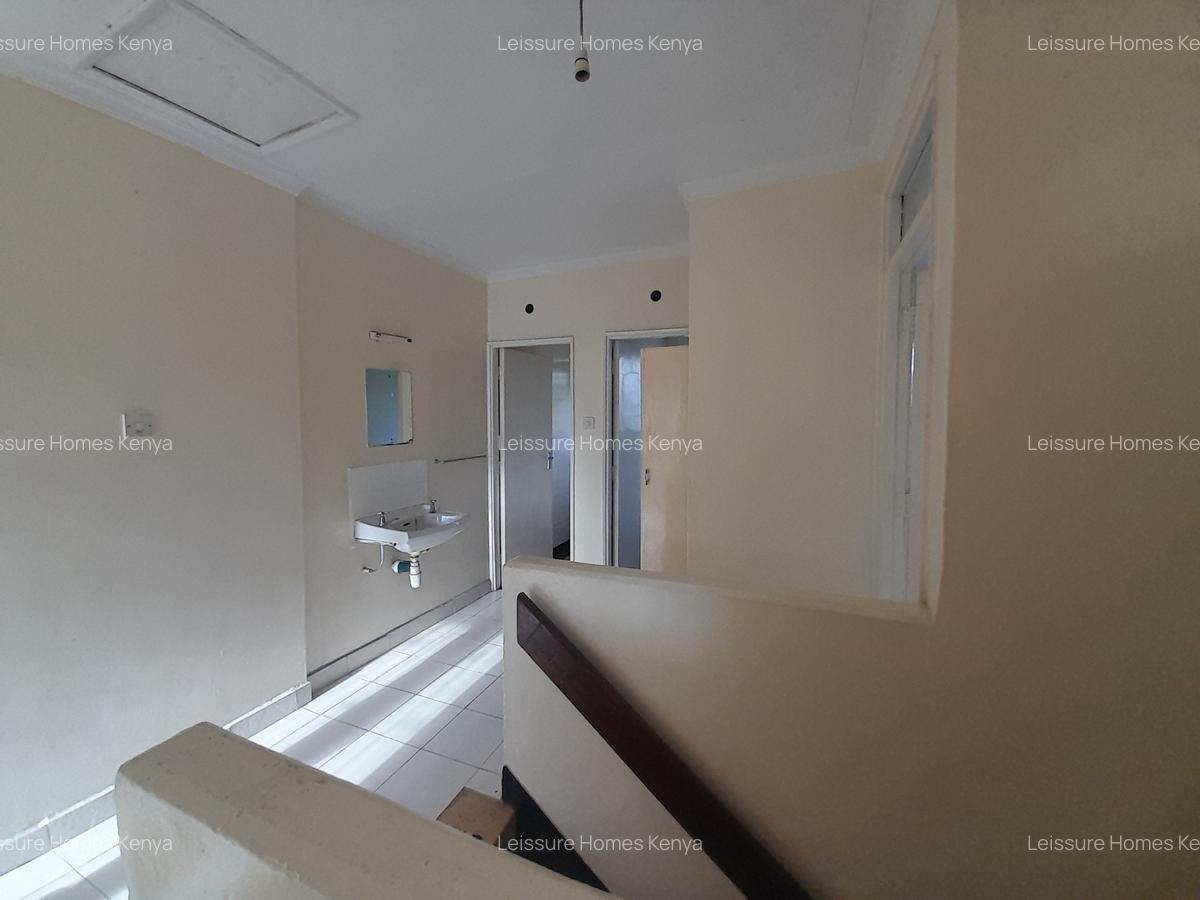 3 Bed Townhouse with Staff Quarters at Magiwa Estate - 20