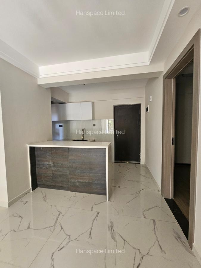 1 Bed Apartment with Gym in Kilimani - 17