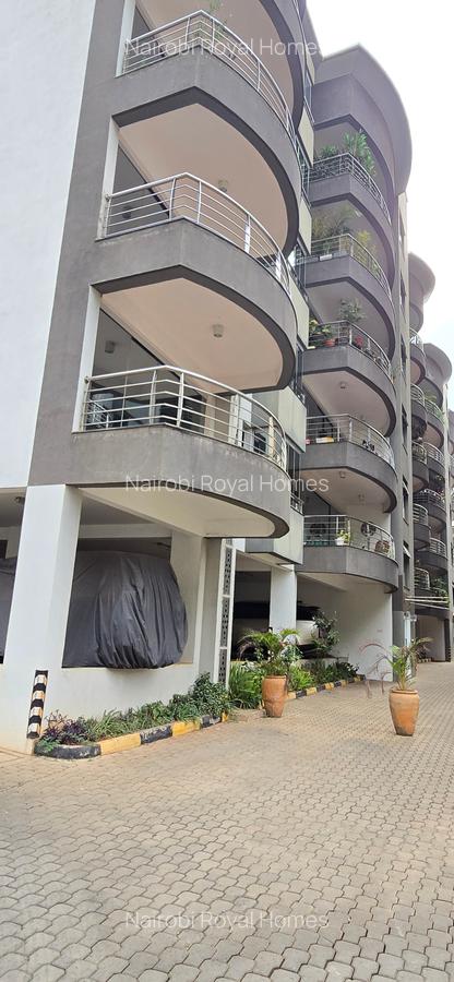 3 Bed Apartment with En Suite at Riverside Drive - 3