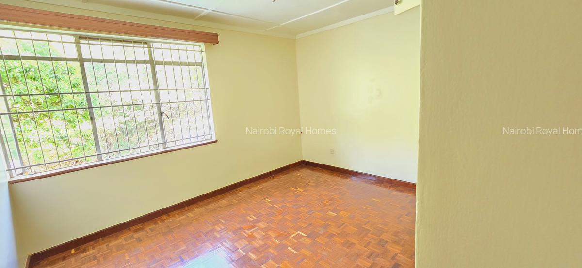 4 Bed Townhouse with En Suite at Laikipia Road - 15