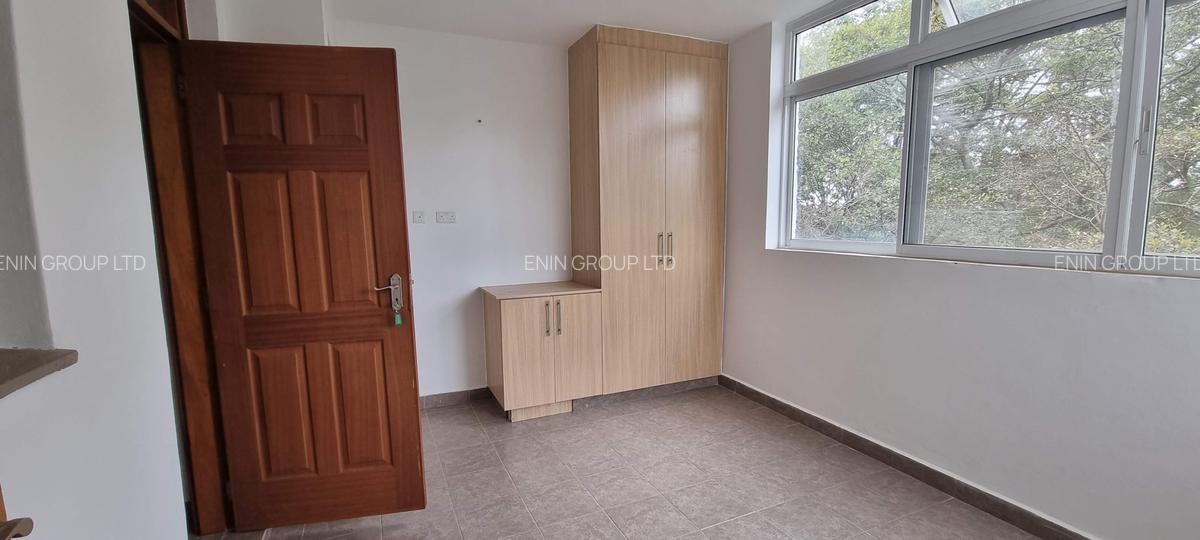 Serviced 3 Bed Apartment with En Suite at Valley Arcade - 8