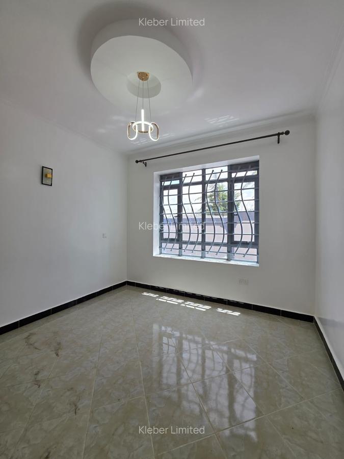 4 Bed House with En Suite in Ruiru - 14