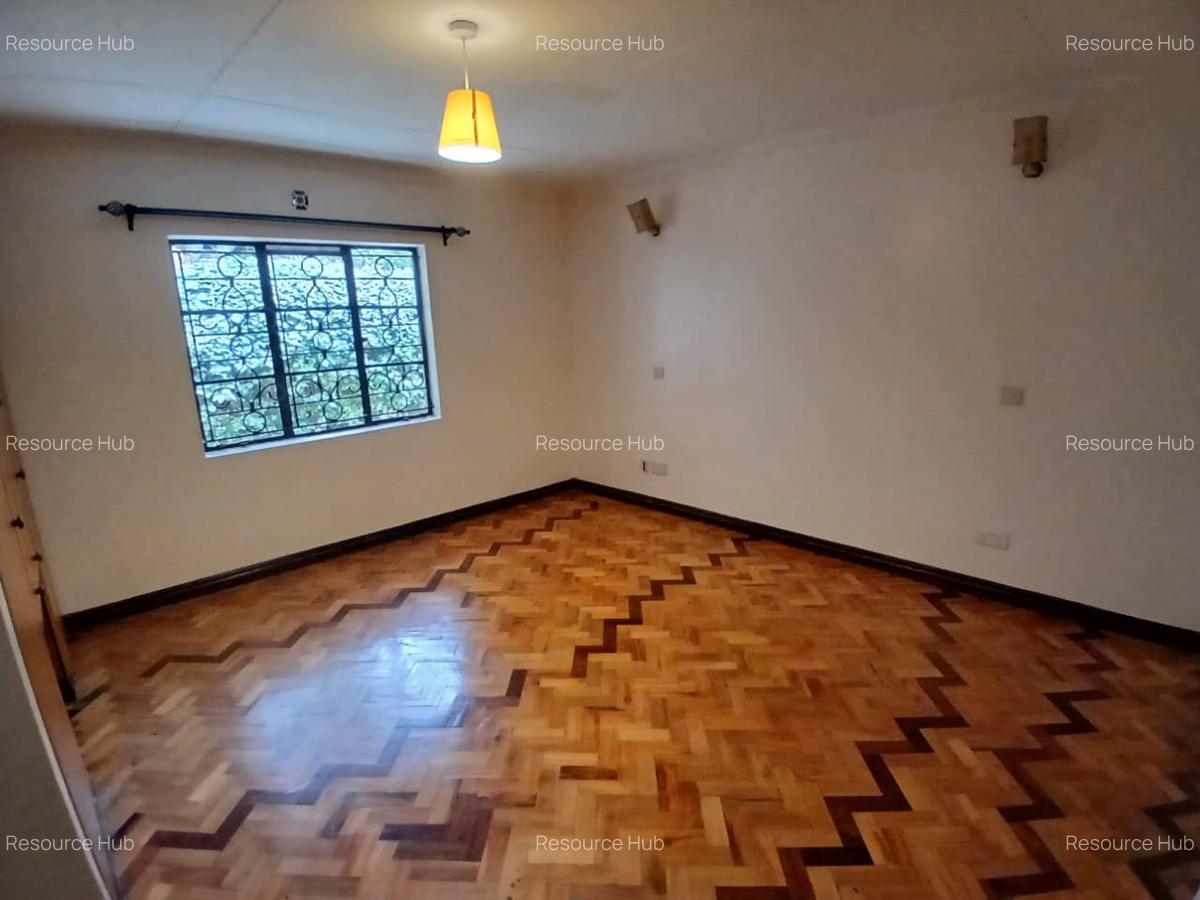 2 Bed House with Garden at Karen - 15