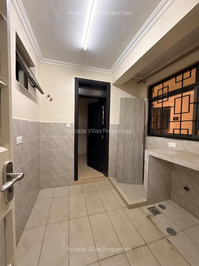 3 Bed Apartment with En Suite in Kileleshwa - 18