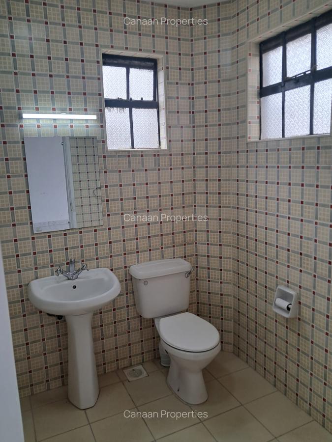3 Bed Apartment with Swimming Pool in Kilimani - 2