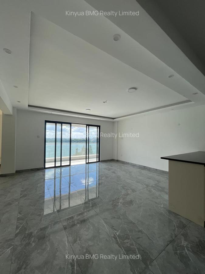 Serviced 2 Bed Apartment with En Suite in Nyali Area - 6