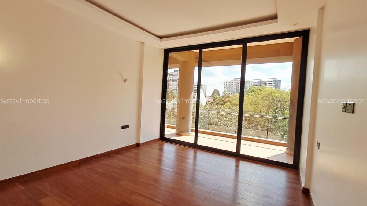 4 Bed Apartment with En Suite in Spring Valley - 3