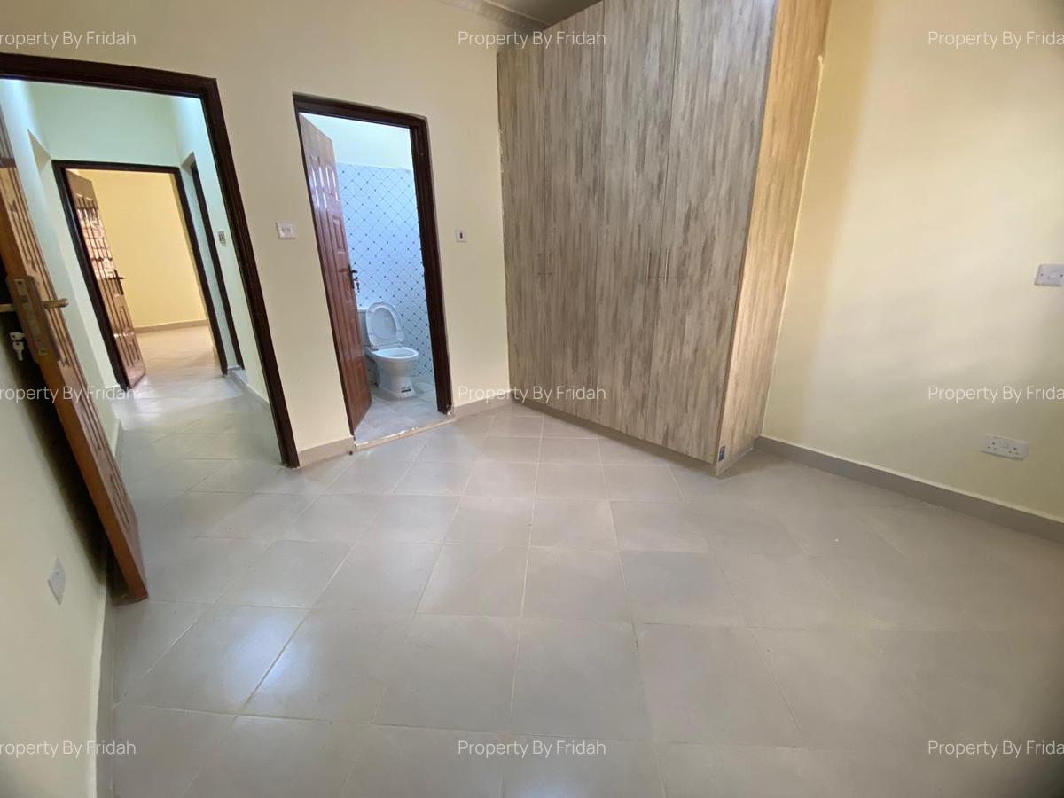 4 Bed House with En Suite in Kitengela - 9