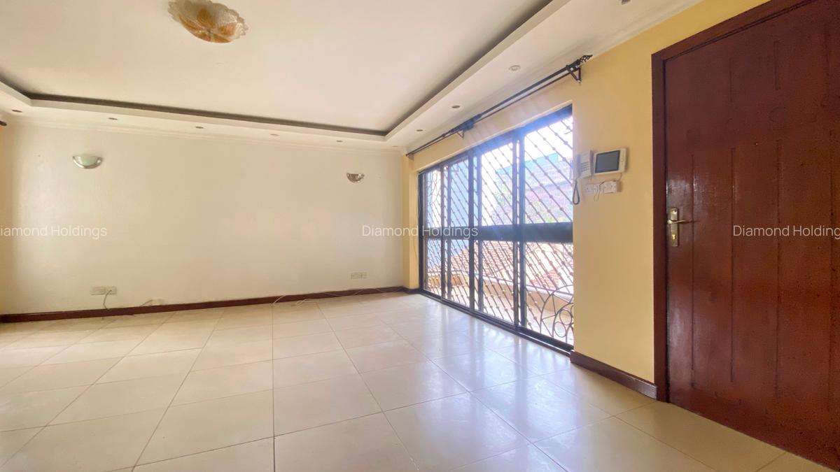 3 Bed Apartment with En Suite at Parklands - 3