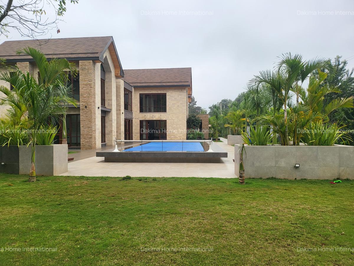 4 Bed House with En Suite in Runda - 1