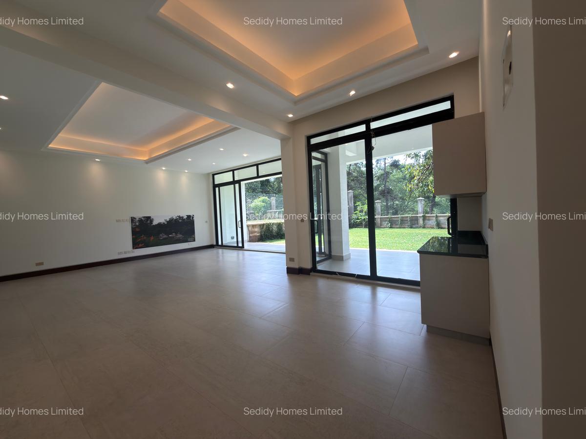 6 Bed Villa with En Suite in Kitisuru - 7