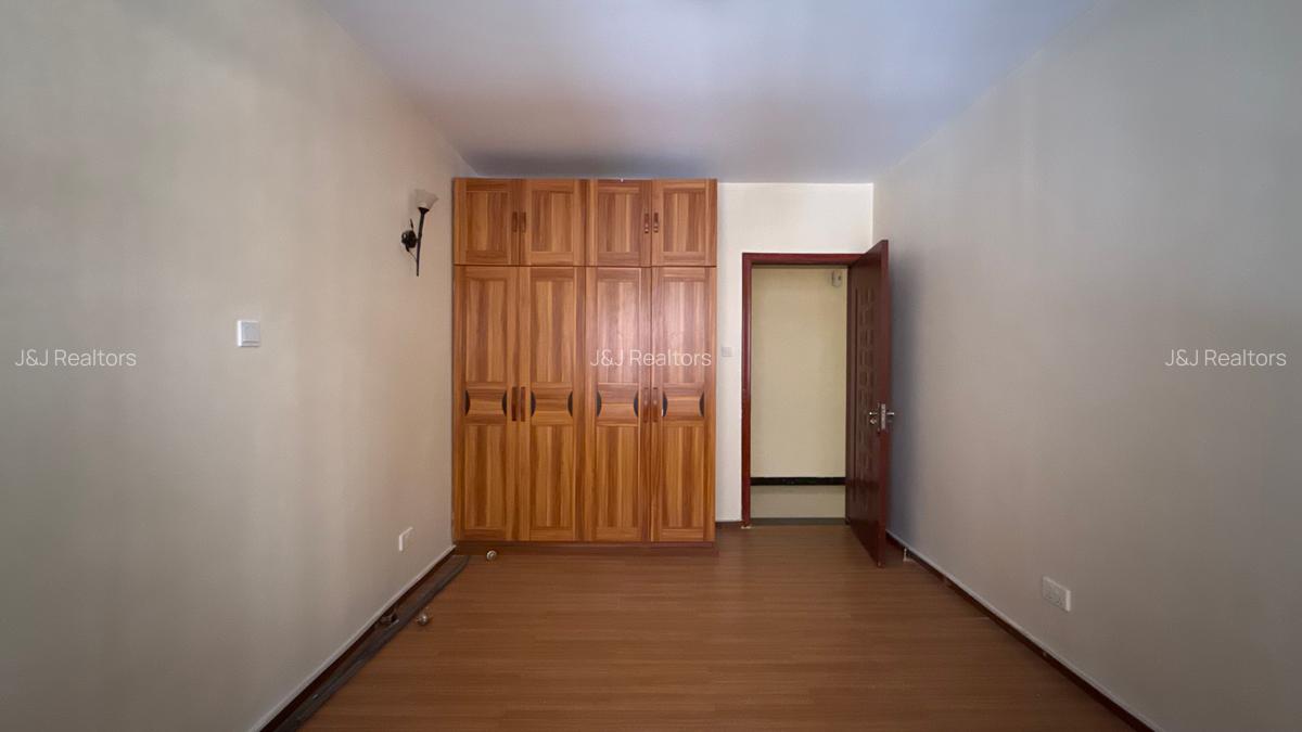 3 Bed Apartment with En Suite in Kilimani - 9