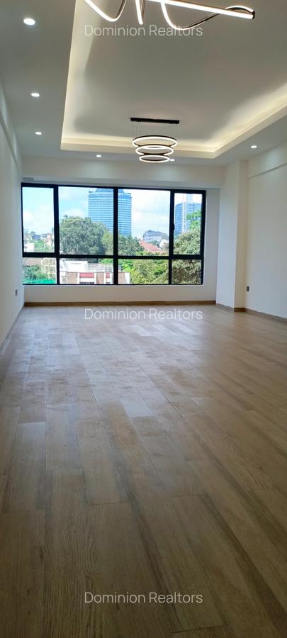2 Bed Apartment with En Suite in Westlands Area - 10