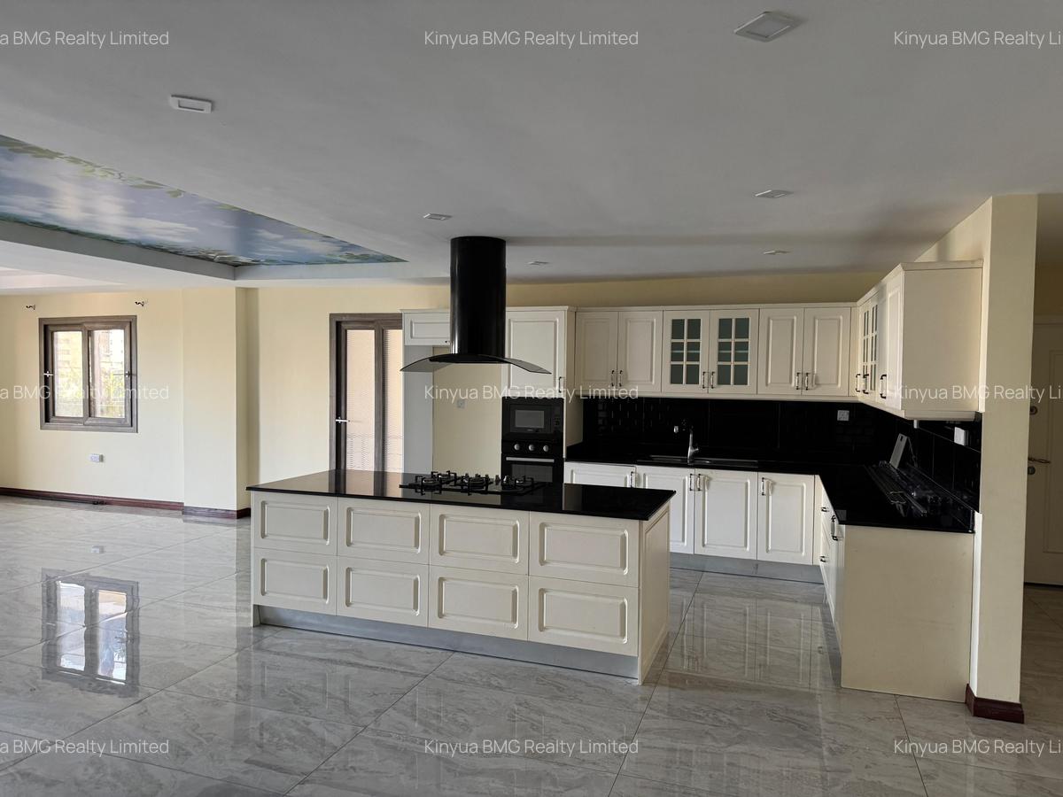 3 Bed Apartment with En Suite in Nyali Area - 2